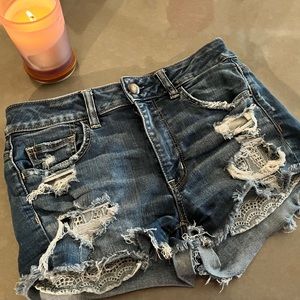 🍁American Eagle Super Stretch Hi-Rise Shortie Denim Shorts W/ Lace Pocke…